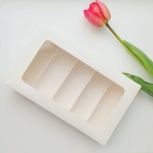 Коробка для эклеров 15х25х5, с окном, белая