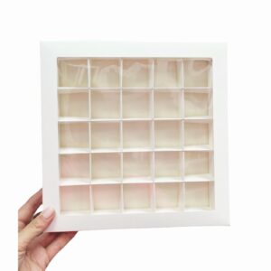 Коробка для 25 конфет, белая